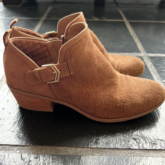 Dr. Scholl’s 7.5 Brown Faux Suede Heel Bootie Boots - Picture 5 of 8